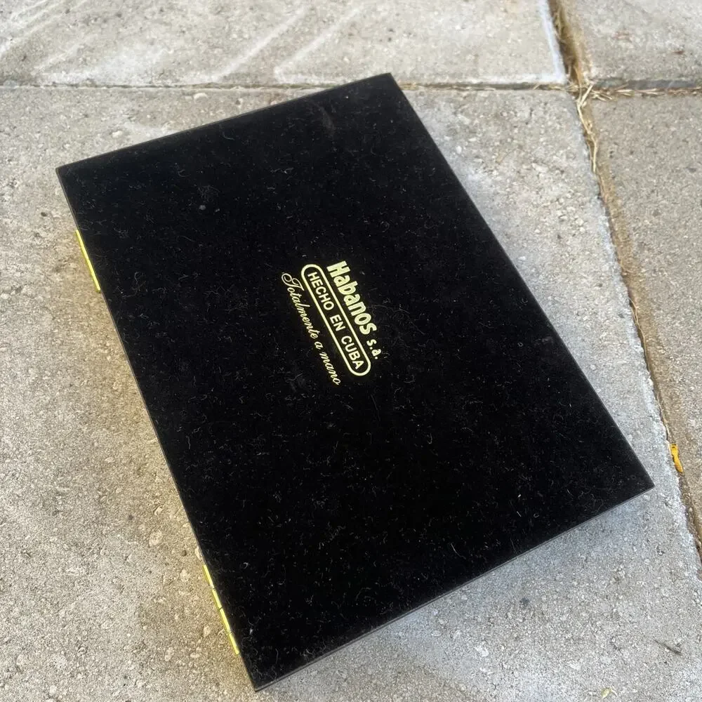 Original Collector's EMPTY Wooden Cigar Box